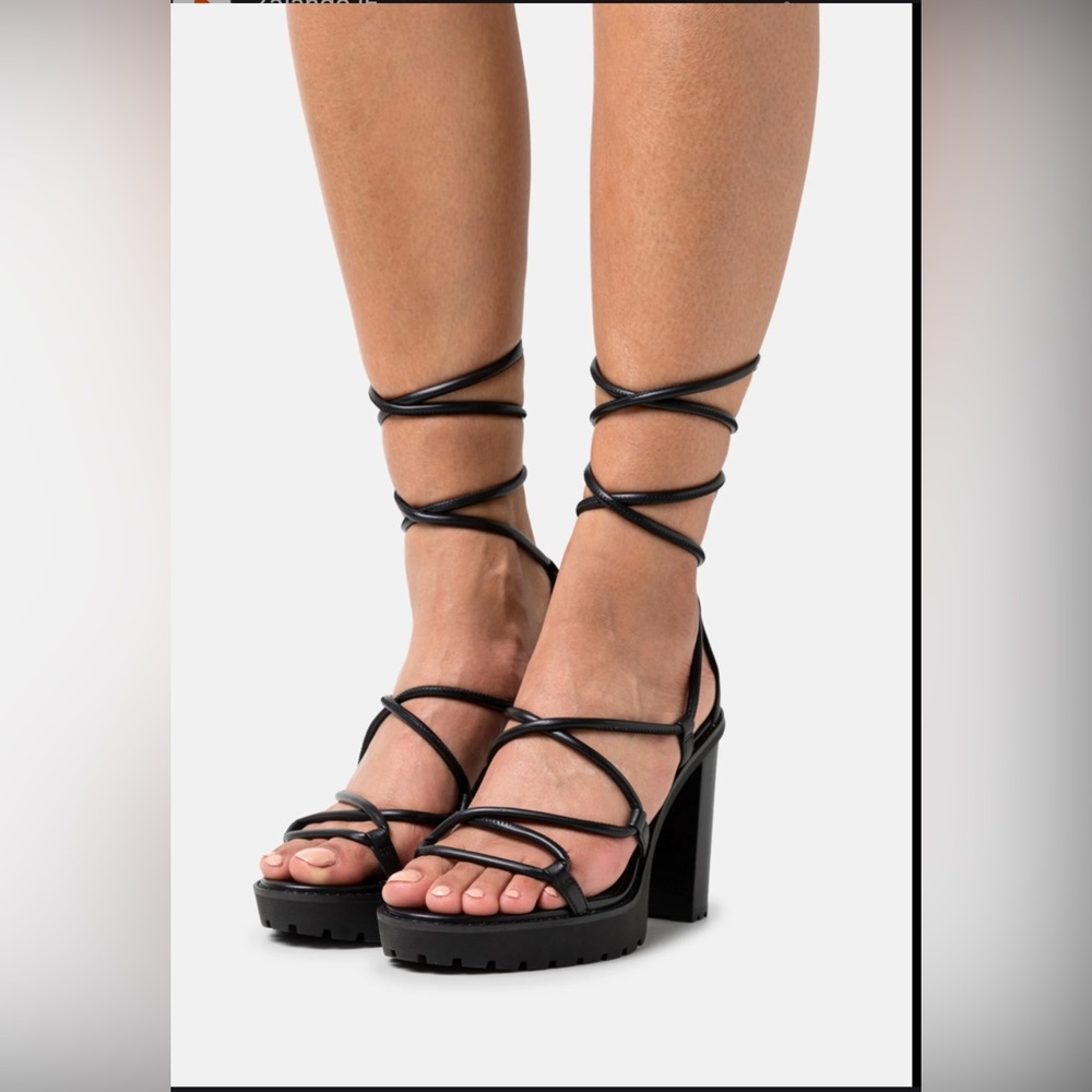 Women's Vero Lug Platform Strappy Dress Sandals